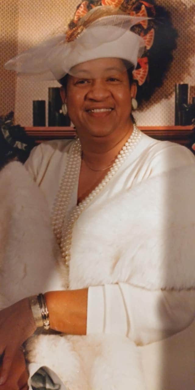 Myrtle Lee Dixon — In Loving Memory